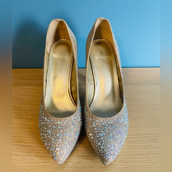 Sparkling High Heels (parties/events/anniversaries) - Picture 3 of 8